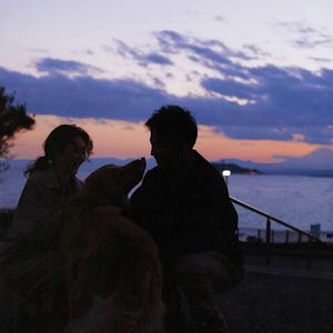 厨房猛烈撞击丝袜人妻
